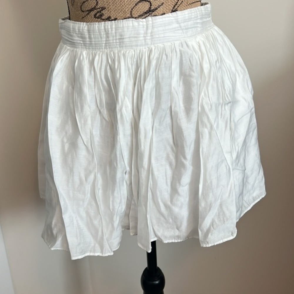 White Cotton Skirt w/ Pockets | Size M